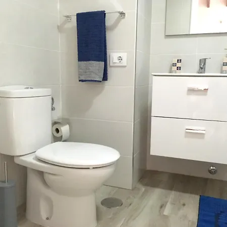 Appartamento With 2 Bedrooms In El Médano, With Wonderful Sea View, Shared Pool, Furnished Terrace - 200 M From The Beach El Médano