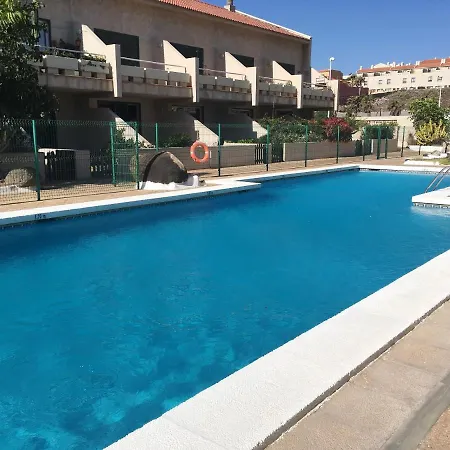 With 2 Bedrooms In El Médano, With Wonderful Sea View, Shared Pool, Furnished Terrace - 200 M From The Beach Appartamento El Médano